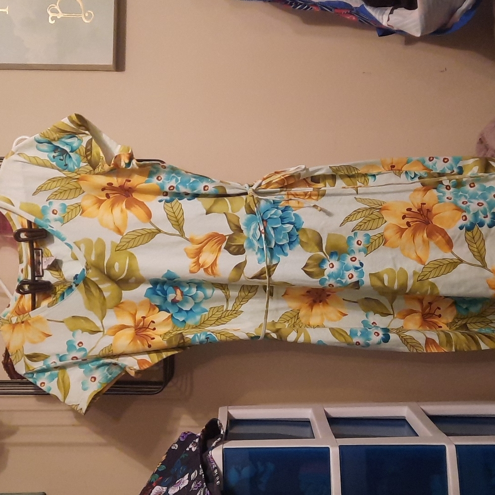 Light floral dress nice stretchy cotton comfy large
